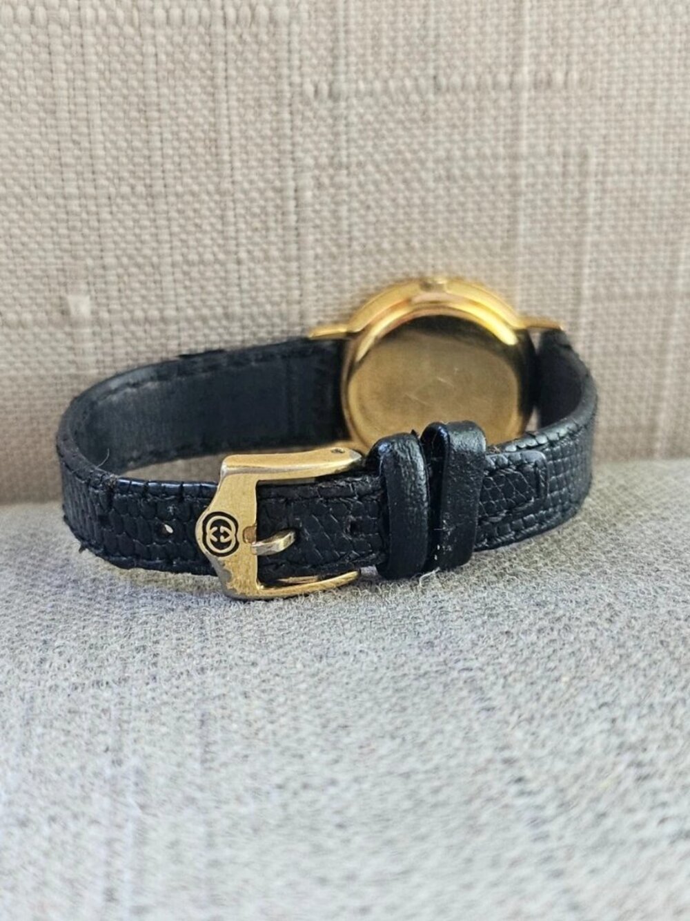 Vintage Gucci Women Wristwatch Gold Tone Case Swiss Made Analog Watch Auth - Picture 5 of 12